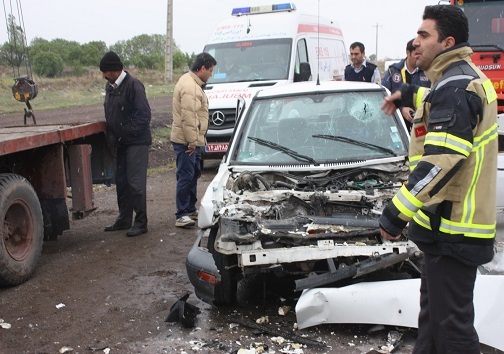 یک کشته در برخورد دو دستگاه خودرو در قزوین
