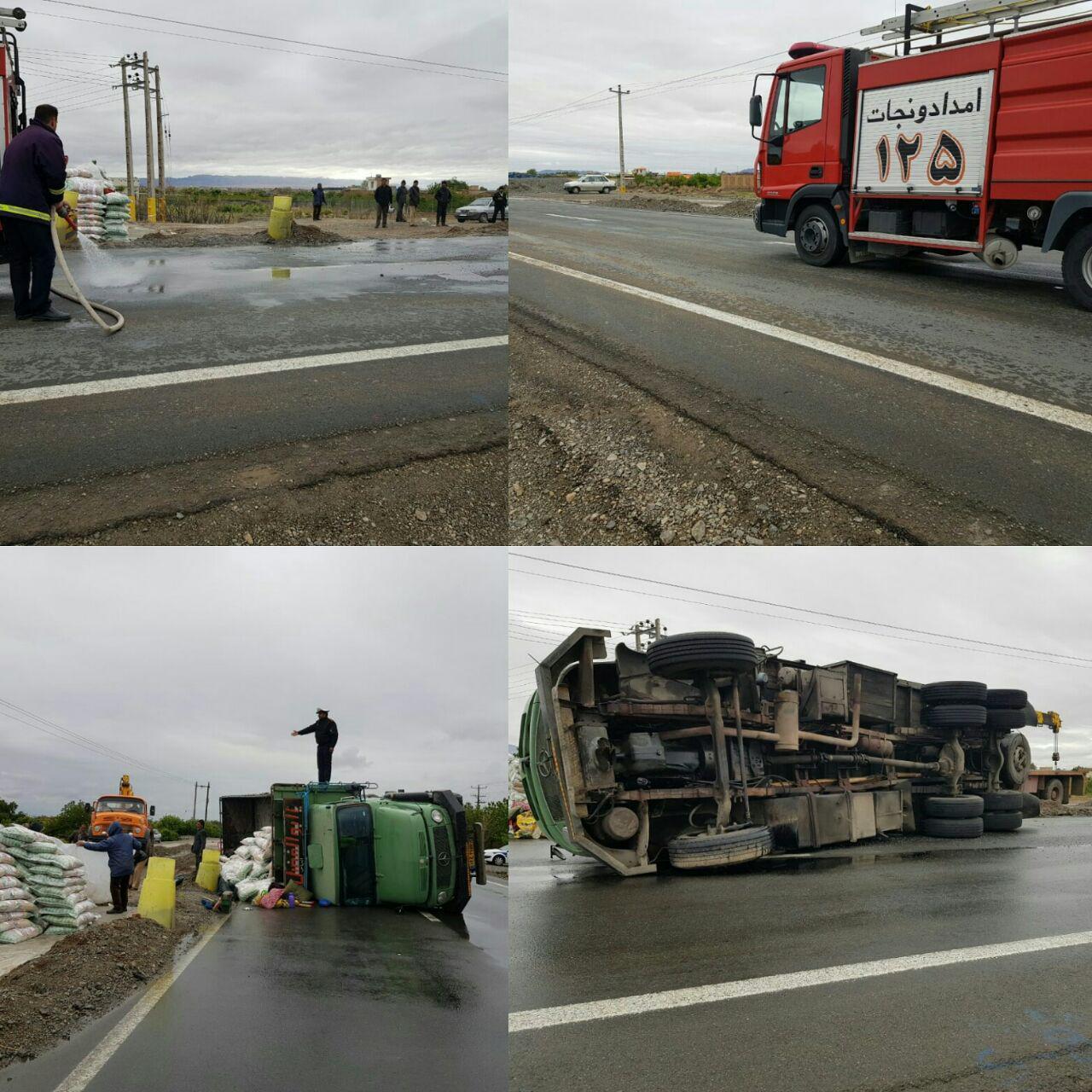 واژگونی کامیون حامل ۱۶ تن برنج در محور کاشمر به شادمهر