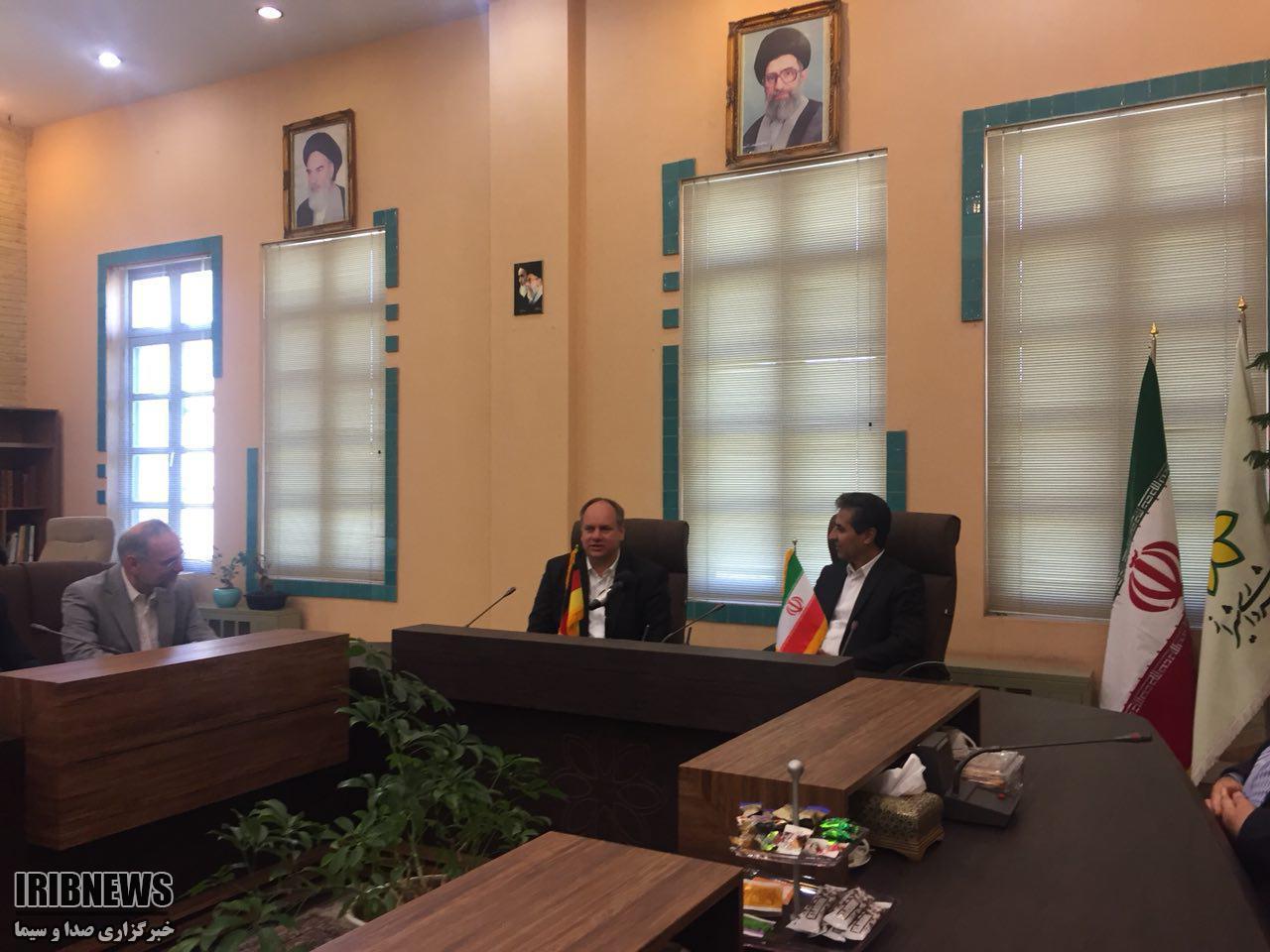امضاء تفاهم نامه همکاری در شیراز
