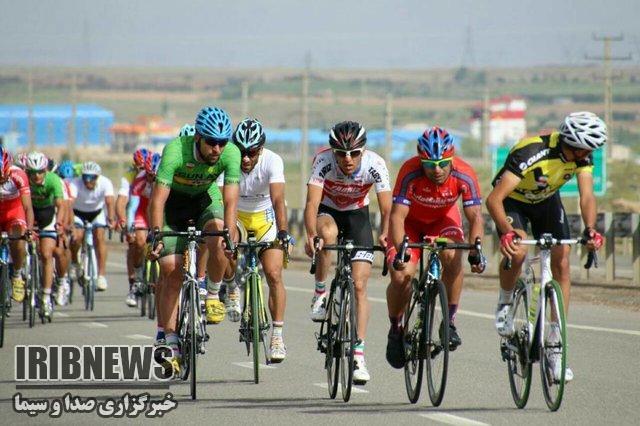 دوچرخه سواران زنجانی در رقابت های قهرمانی آسیا