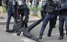 بازداشت 45 نفر از معترضان در فرانسه