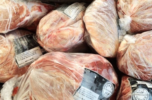 آغاز توزیع مجدد گوشت قرمز و مرغ منجمد از امروز در استان