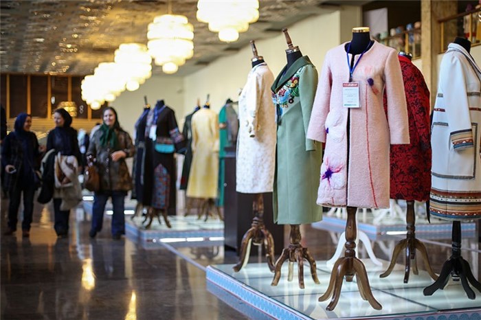 گشایش نمایشگاه پوشاک ایرانی در برج میلاد
