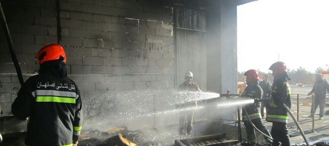 مهار آتش  در سیتی سنتر اصفهان