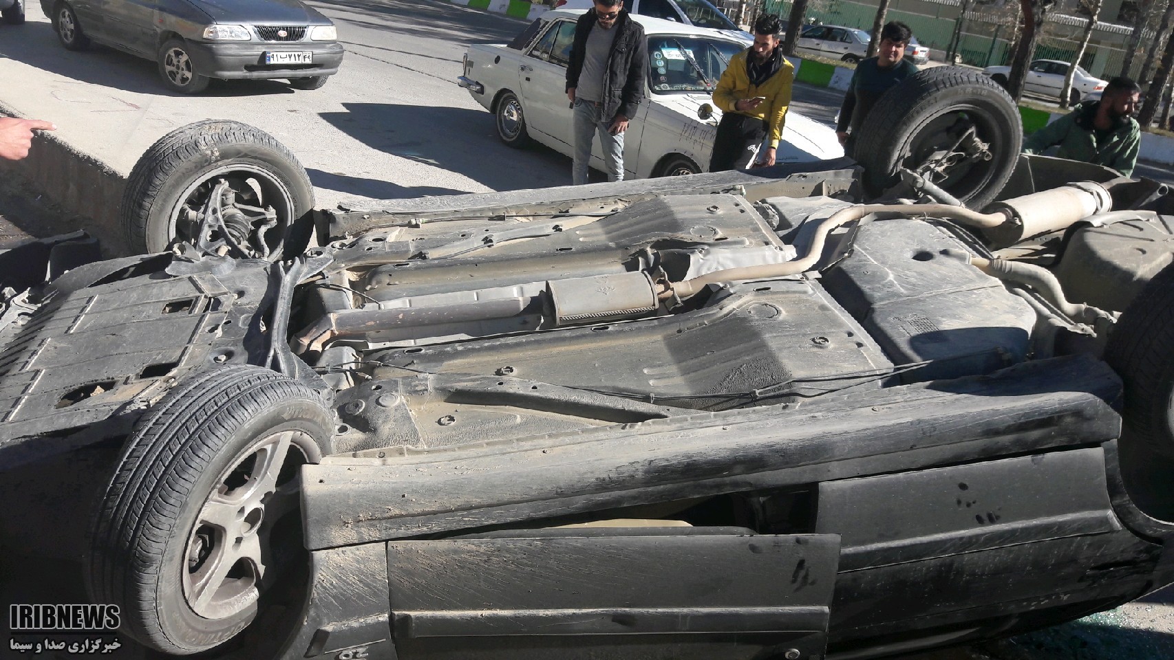 واژگونی خودرو در بلوار بویراحمد شهر یاسوج