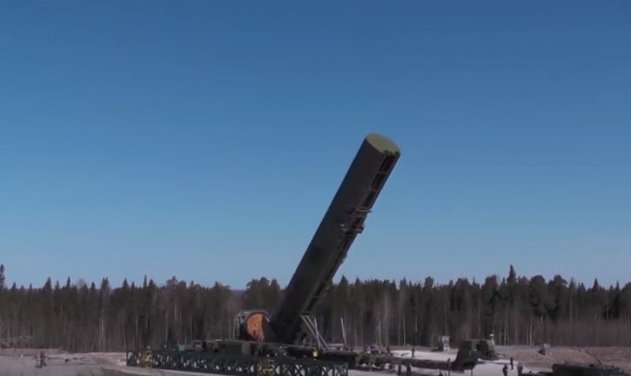 وزرات دفاع روسیه از آزمایش موفقیت آمیز یک سامانه موشکی خبر داد