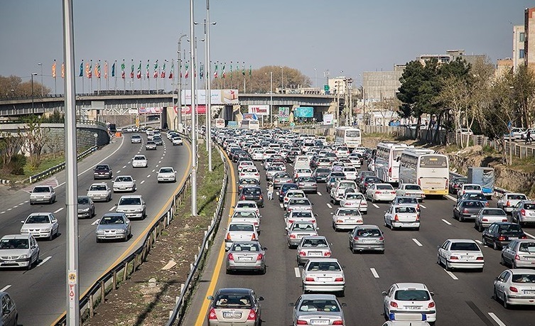 ترافیک پرحجم در ورودی و خروجی مشهد