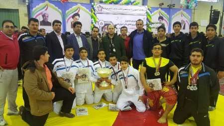 کردستان قهرمان رقابت‌های زورخانه‌ای دانش آموزان کشور