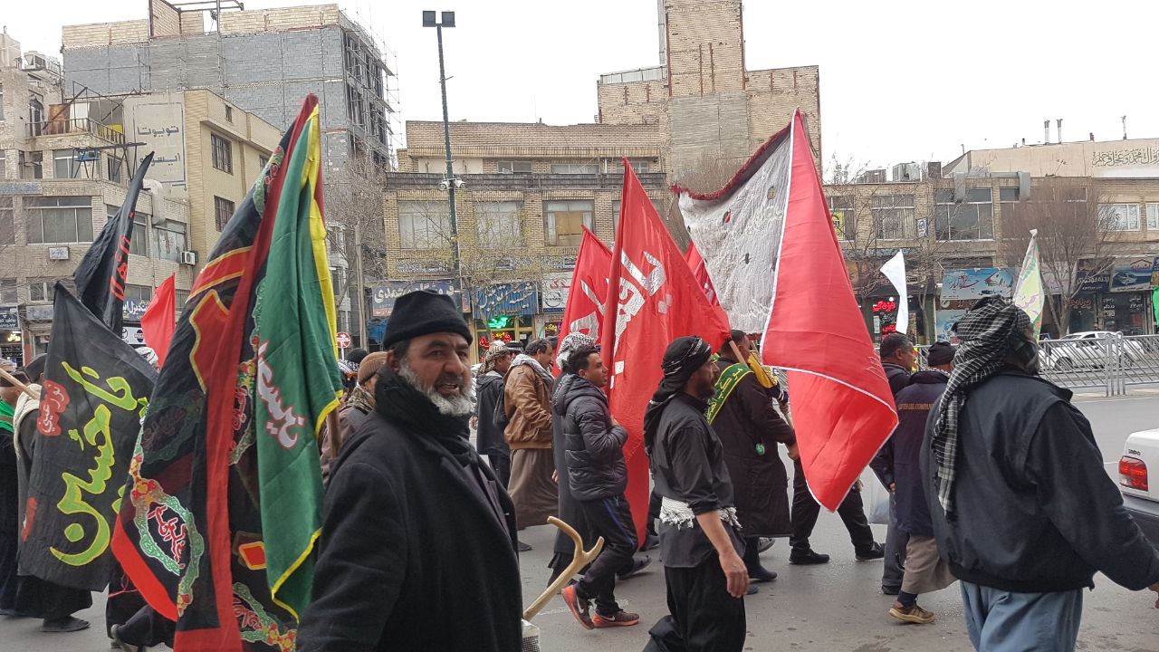 ورودکاروان پیاده زائران عراقی به مشهد مقدس