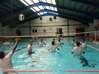 برگزاری مسابقات والیبال در آب در دوگنبدان