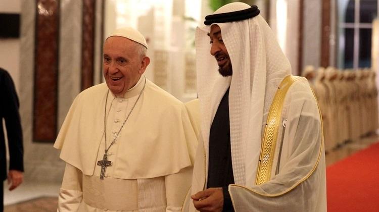 سفر پاپ به امارات فرصتي براي آشنايي با دروغي به نام تسامح