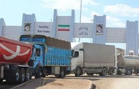 تردد بیش از ۱۲۱ هزار کامیون ترانزیتی از مرز پرویزخان