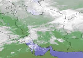 آسمانی صاف همراه با مه رقیق صبحگاهی