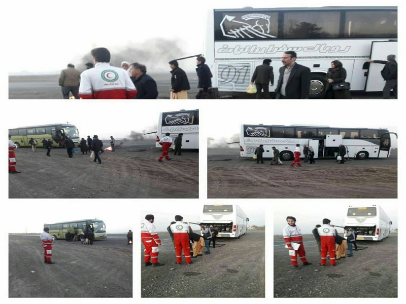 سرنشین اتوبوس مسافربری در جاده سبزوار امدادرسانی شدند