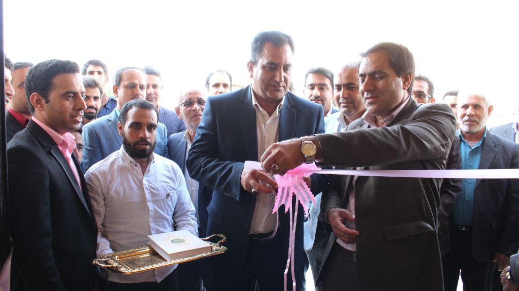 افتتاح یک واحد تولید دستمال کاغذی در عنبرآباد