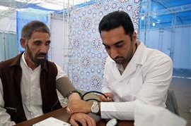 ویزیت تخصصی و رایگان 110 بیمار محروم منطقه پنج‌تن مشهد