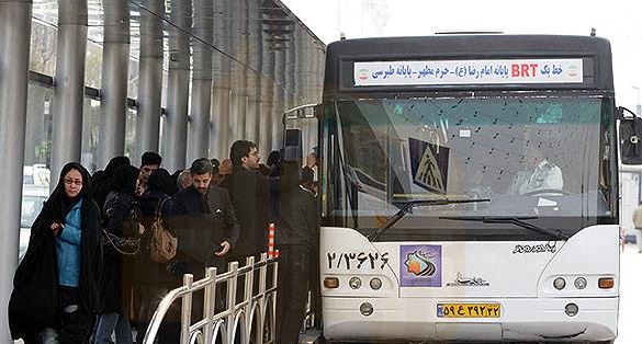 نقل و انتقال زائران با ۴۳۵ دستگاه اتوبوس به حرم مطهر