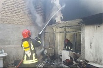 آتش سوزی یک واحد مسکونی در محلات بر اثر نشت گاز
