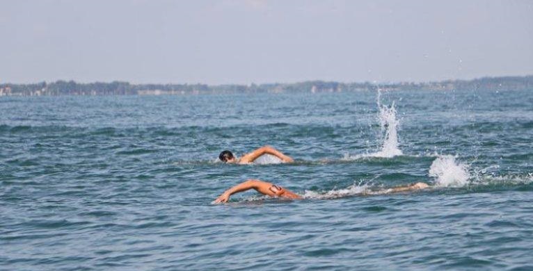 انتخاب برترین شناگران ایران در آبهای خلیج فارس