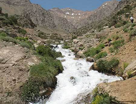 تکذیب خبر گرم شدن آب های جاری از کوه دنا