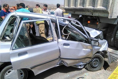 یک کشته در تصادف کامیون با پراید در محور یاسوج _اصفهان