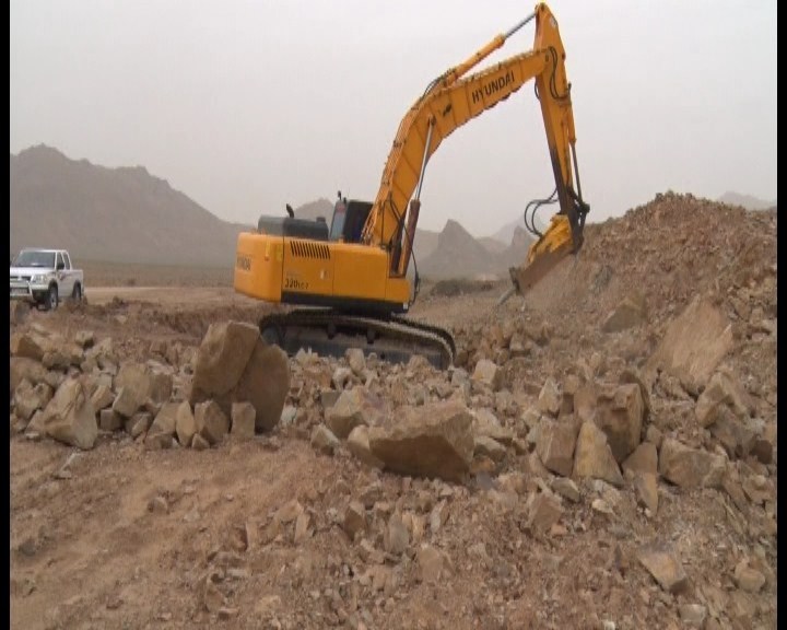 آغاز عملیات اجرای باند دوم محور اردستان به اصفهان