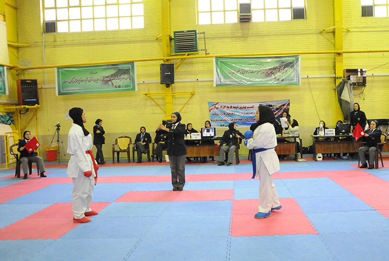 دوبانوی کاراته کای کرمانشاهی راهی مسابقات بین المللی شدند