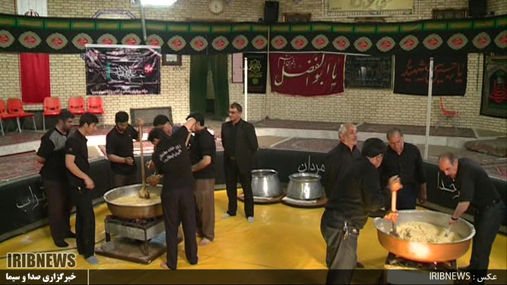 مراسم سنتی حلواپزان در زورخانه علی ابن ابی طالب (ع) اردبیل
