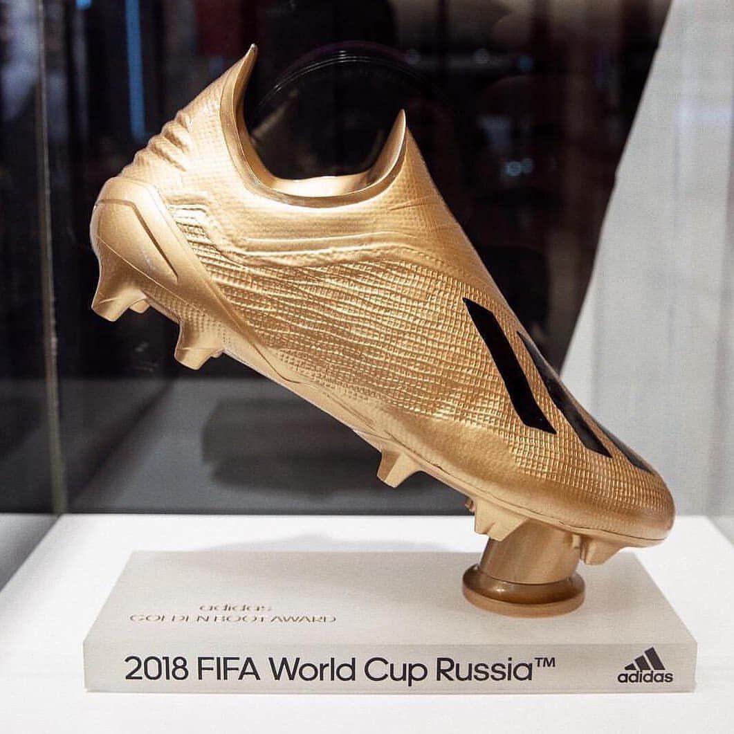 رونمایی از کفش طلا جام جهانی