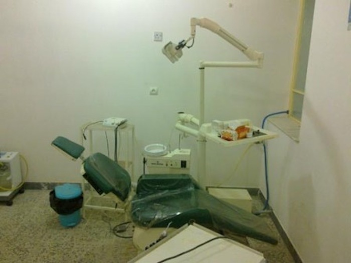 پلمپ یک واحد دندانپزشکی غیرمجاز در پارس آباد
