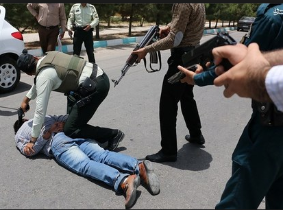 دستگیری عاملان تیراندازی مقابل دادگاه انقلاب اهواز