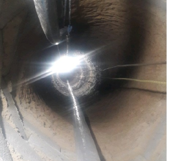 نجات مرد سنگین وزن از درون چاه 40 متری در دزفول