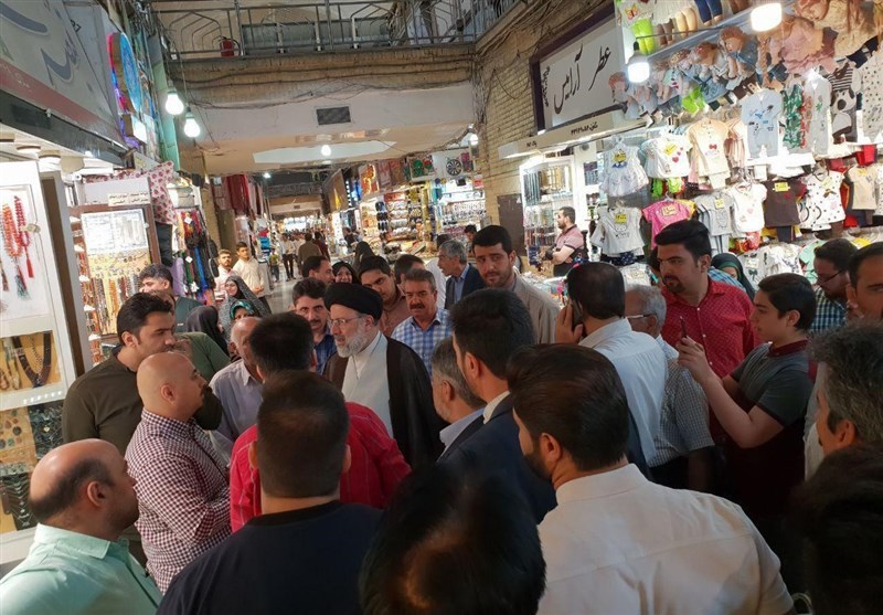 حضور سرزده تولیت آستان قدس رضوی در جمع کسبه بازار رضا