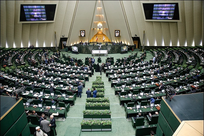 بررسی طرح بهبود مسائل اقتصادی در کمیسیون اقتصادی