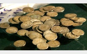 کشف سکه های صفوی در سمیرم