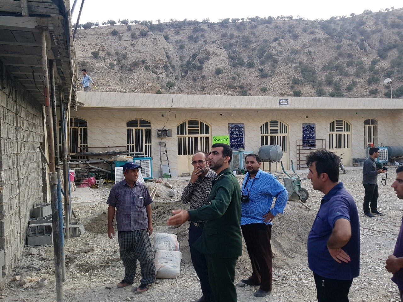 بازسازی و بهسازی مساجد روستای مونه در لنده