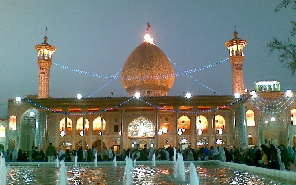 جشن میلاد امام رضا (ع) در حرم امین ولایت