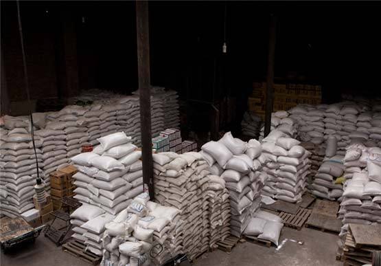 کشف 15 تن برنج احتکار شده در بردسکن