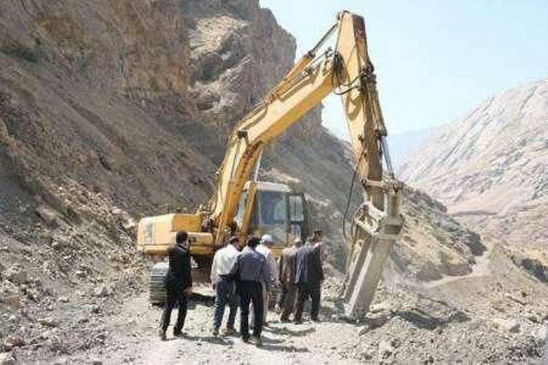 آغاز طرح بهسازی جاده آبشار شوی در دزفول