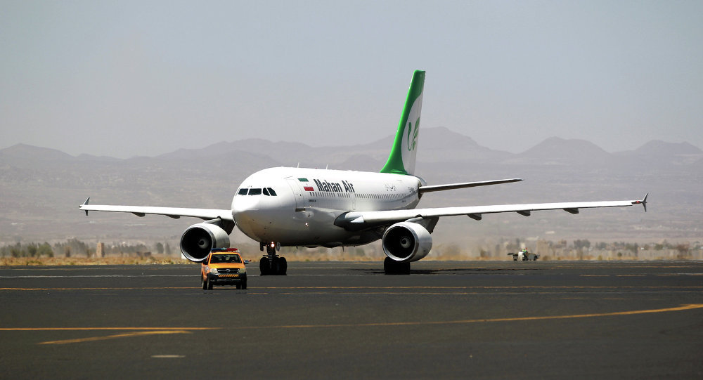 هواپیمای وزیر نفت در شیراز نشست