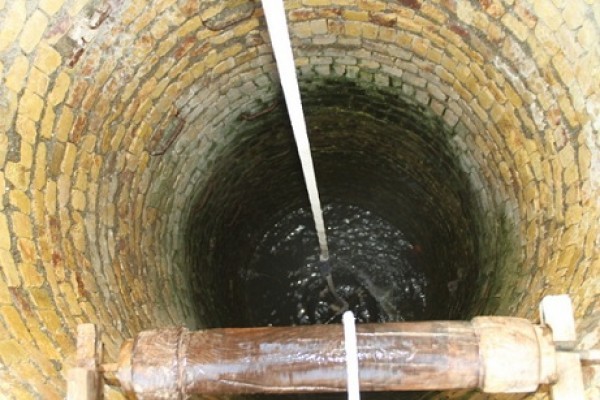 آمار بالای چاههای آب غیر مجاز در زاوه