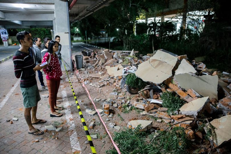 شمار تلفات زمین لرزه های اندونزی به 555 تن افزایش یافت
