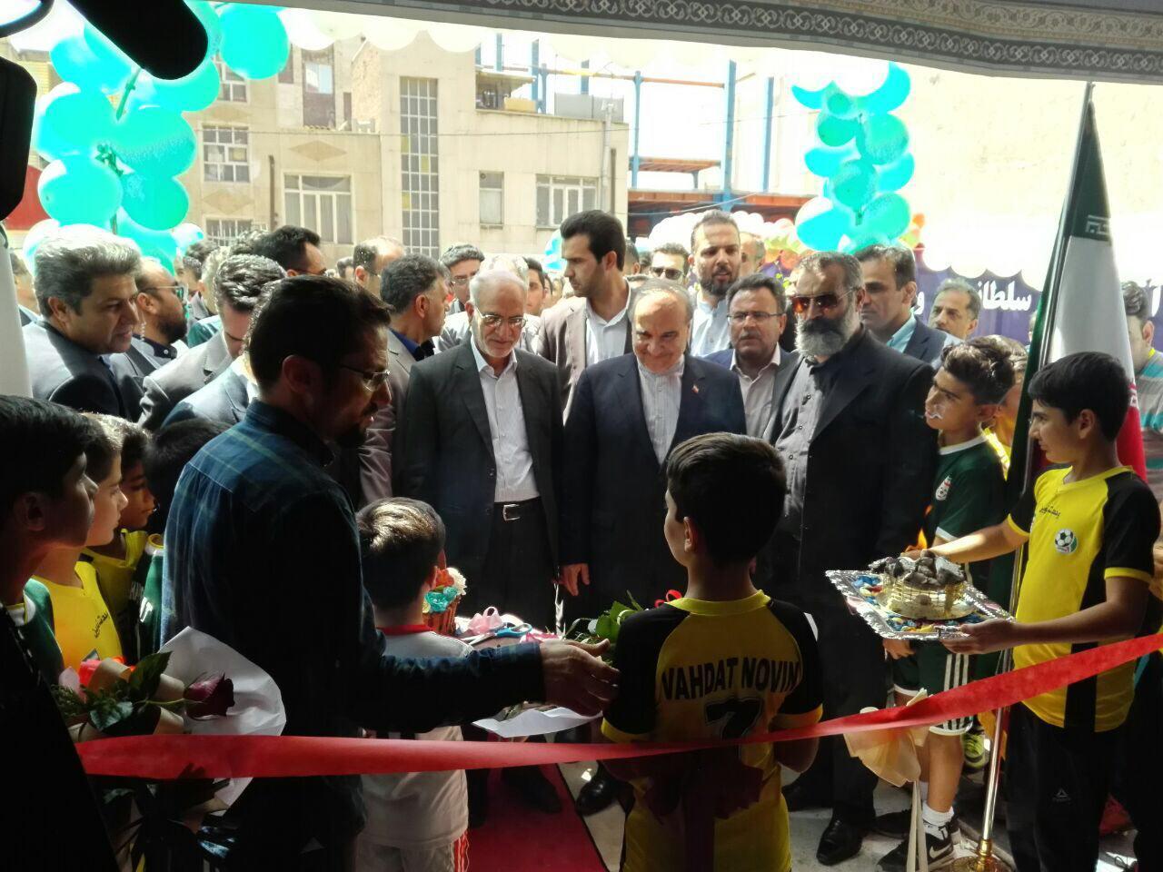 وزیر ورزش ۳ پروژه ورزشی تهران را افتتاح کرد