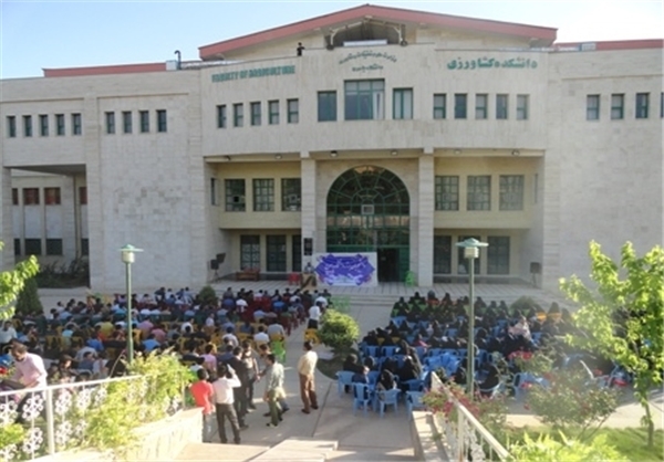 استقبال از دانشجویان جدید الورود در دانشگاه یاسوج