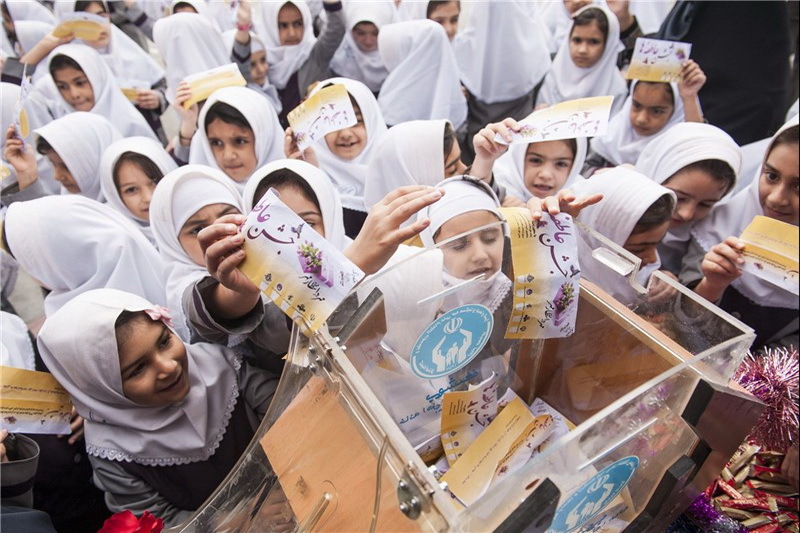 آغاز جشن عاطفه‌ها در هزار و ۳۰۰ مدرسه قزوین