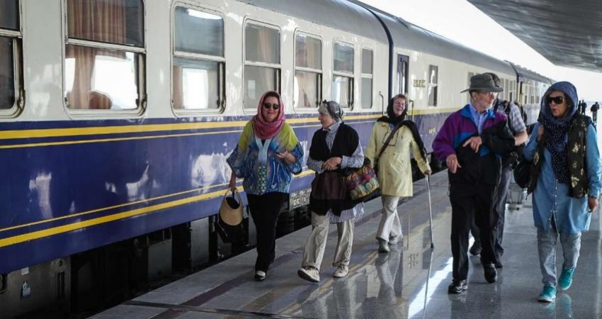 هجدهمین قطار گردشگری در راه فارس