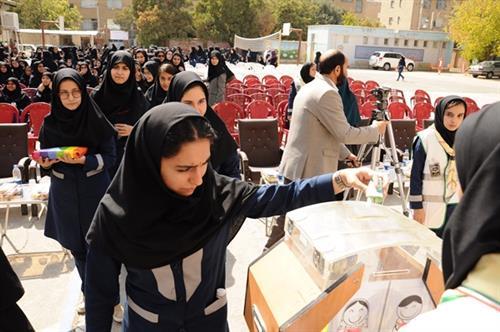 کمک ۳۲ میلیارد ریالی مردم خیر کرمانشاه در جشن عاطفه‌ها