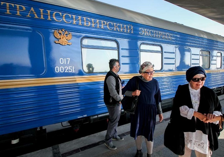 ورود قطار گردشگری راه ابریشم به فارس