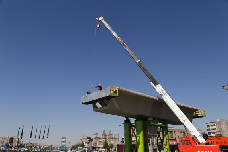 افتتاح طرح زیرگذر آزادی و پل شهید الله دادی کرمان تا پایان سال