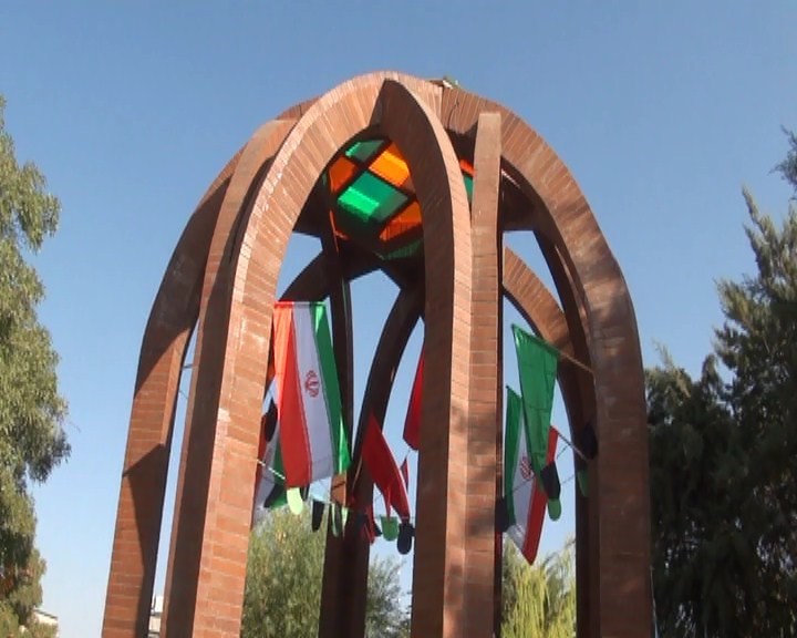 رونمایی از یادمان شهید گمنام دانشکده شهید مفتح